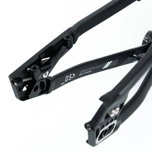 Stay Strong V5 Disc Only BMX Race Frame 2025 - Red/Black