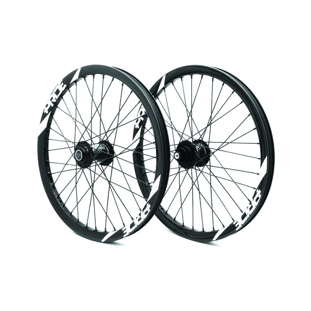 Pride Wave Ud Gloss White / Pride Control 36H Wheelset - Black